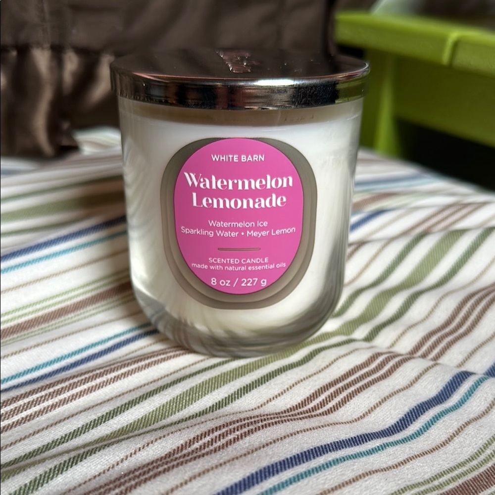 White Barn Watermelon Lemonade Single Wick Candle